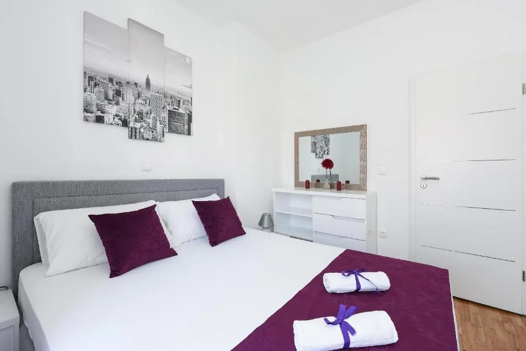 Apartment Lant Zára